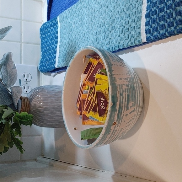 Ceramic Bowl/Planter Tye Die Teal  & White 7.5" x 4" EUC - Picture 8 of 12